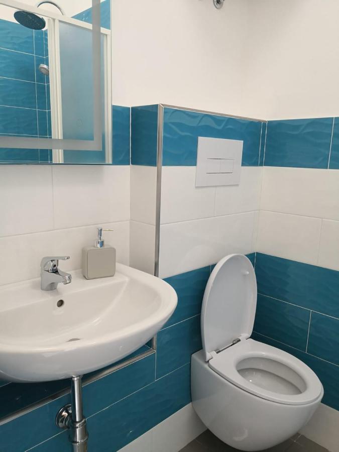Casa Umberto Panzió Salerno Kültér fotó