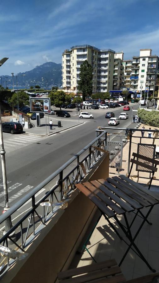 Casa Umberto Panzió Salerno Kültér fotó